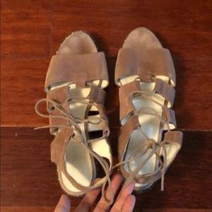 Freda Salvador Dusty Rose Gladiator Sandals Size 8